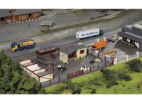 Skład budowlany Neustadt 1:87 HO / Piko 61153