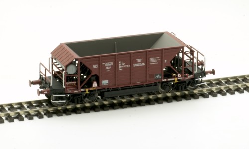 alb689049.JPG